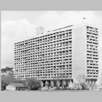 La Maison Radieuse de Rezé-les-Mantes, photo corbusier.totalarch.com,9.jpg